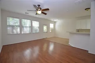 226 W Stedhill Loop, Conroe, TX 77384 - Photo 4