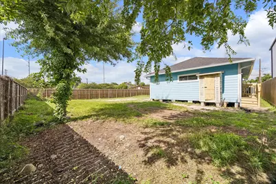 7702 Sealey Street, Houston, TX 77088 - Photo 24