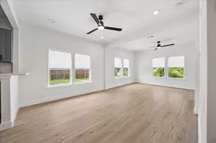 7702 Sealey St, Houston, TX 77088 - Photo 12