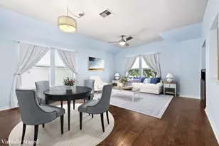 902 Memorial Heights Dr, Houston, TX 77007 - Photo 1