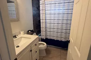 7635 Avenue C, Houston, TX 77012 - Photo 4