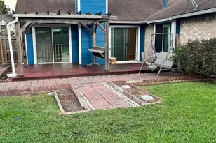 12318 Ashling Dr, Houston, TX 77477 - Photo 34