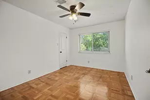 15914 Dunmoor Dr, Houston, TX 77059 - Photo 16
