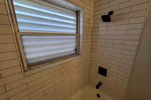 4511 Ave R 1/2, Galveston, TX 77551 - Photo 12