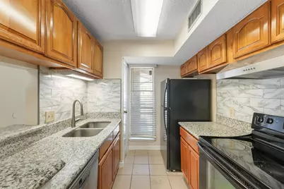 9221 Imogene Street #9221, Houston, TX 77036 - Photo 2