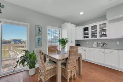 22901 Miramar Street, Galveston, TX 77554 - Photo 10