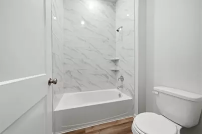 1593 Elm Court, Angleton, TX 77515 - Photo 22