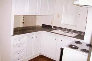 1833 Oriole Dr, League City, TX 77573 - Photo 2