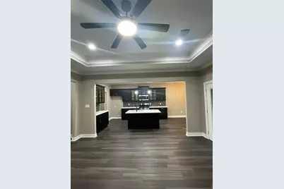 5215 McAnelly Drive, Beaumont, TX 77708 - Photo 4