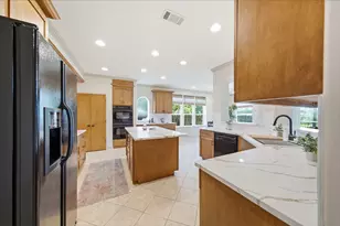 11211 Greenwillow St, Houston, TX 77035 - Photo 14