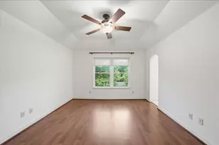 11211 Greenwillow St, Houston, TX 77035 - Photo 26