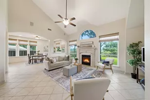 11211 Greenwillow St, Houston, TX 77035 - Photo 6