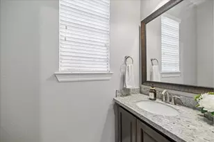 2809 Shadow Woods Ct, Houston, TX 77043 - Photo 24