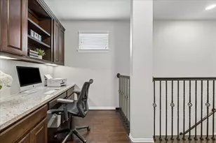 2809 Shadow Woods Ct, Houston, TX 77043 - Photo 20