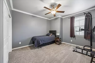 2809 Shadow Woods Court, Houston, TX 77043 - Photo 22