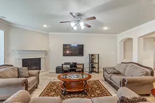 24515 Flora Meadow Dr, Spring, TX 77373 - Photo 10