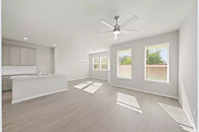 839 Red Oakland Drive, Houston, TX 77090 - Photo 2