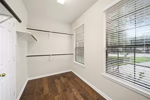 6715 Lathrop Ct, Sugar Land, TX 77479 - Photo 36