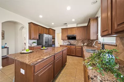 6715 Lathrop Court, Sugar Land, TX 77479 - Photo 10