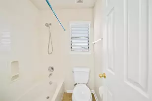 6715 Lathrop Ct, Sugar Land, TX 77479 - Photo 34