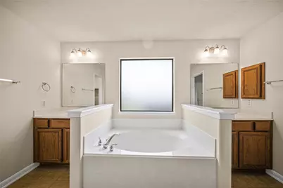 6715 Lathrop Court, Sugar Land, TX 77479 - Photo 28