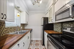 1710 Brun St, Houston, TX 77019 - Photo 4
