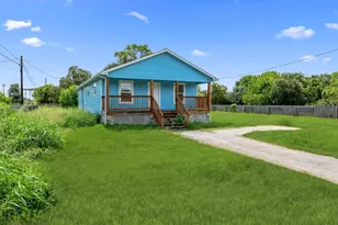 6403 O Brien St, Hitchcock, TX 77563 - Photo 4