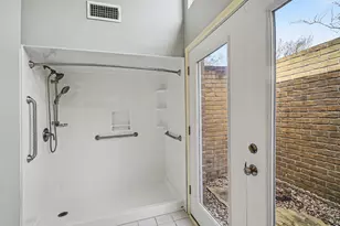 12231 Meadow Lake Dr, Houston, TX 77077 - Photo 20