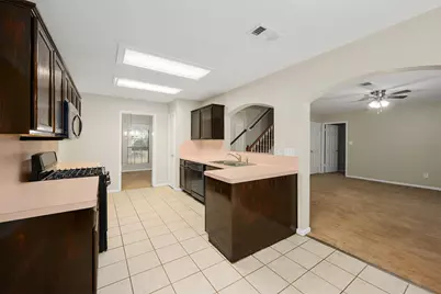 1631 Stonehaven Village Circle, Spring, TX 77386 - Photo 8