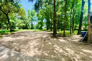 2500 Southline Rd, Conroe, TX 77384 - Photo 28