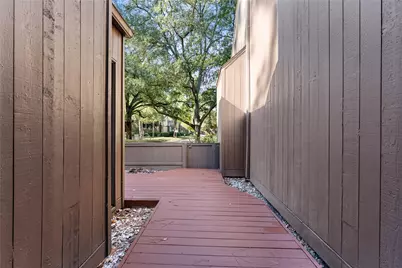 336 Litchfield Lane, Houston, TX 77024 - Photo 26