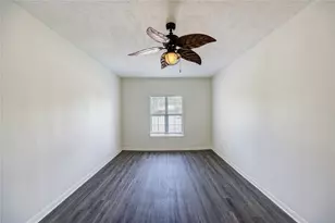 9811 Shadydale Ln, Houston, TX 77016 - Photo 14