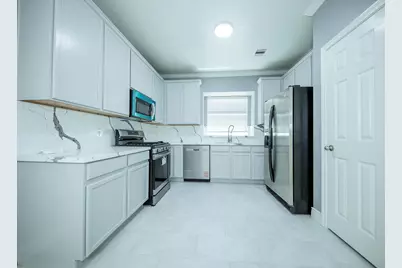 14310 Summer Garden Drive, Houston, TX 77083 - Photo 8