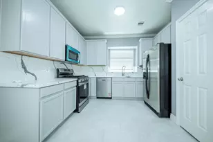 14310 Summer Garden Dr, Houston, TX 77083 - Photo 8