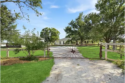 15104 Marek Lane, Guy, TX 77444 - Photo 2