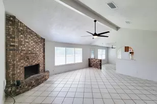 10102 Park Ln, La Porte, TX 77571 - Photo 12