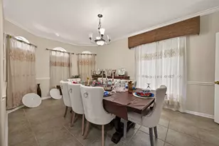 10626 Hillsdale Bridge Ln, Sugar Land, TX 77498 - Photo 8