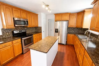 5018 Ash Court, Dickinson, TX 77539 - Photo 6