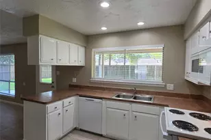 4302 Sloangate Dr, Spring, TX 77373 - Photo 8