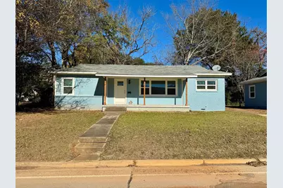 802&804 E Goliad Avenue, Crockett, TX 75835 - Photo 1