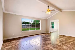 7422 Breccia Dr, Houston, TX 77041 - Photo 2