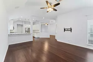 2238 Village Dale Ave, Houston, TX 77059 - Photo 8