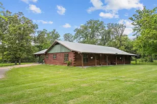 1642 Walker Rd, Huntington, TX 75949 - Photo 2
