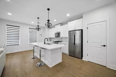 104 E 44th Street #A, Houston, TX 77018 - Photo 6