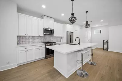 104 E 44th Street #A, Houston, TX 77018 - Photo 8