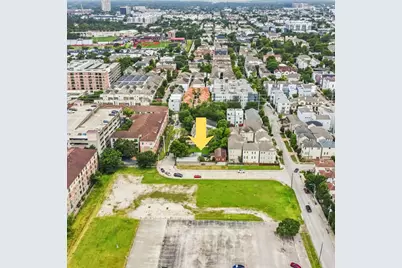 4018 Dickson Street, Houston, TX 77007 - Photo 2