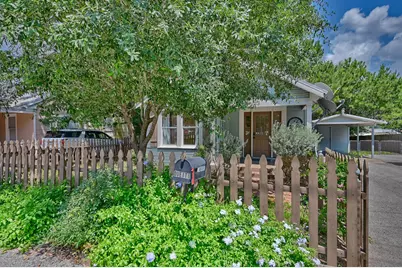 23 N Harris Street, Bellville, TX 77418 - Photo 1