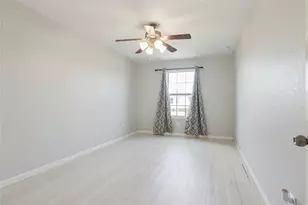5218 Misty Ln, Bacliff, TX 77518 - Photo 22