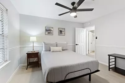 91 N Pathfinders Circle, The Woodlands, TX 77381 - Photo 20