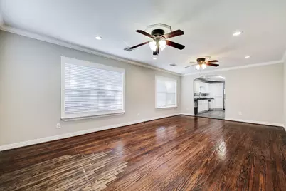 411 Lindale Street, Houston, TX 77022 - Photo 2